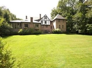 171 Cliff Rd, Wellesley, MA 02481