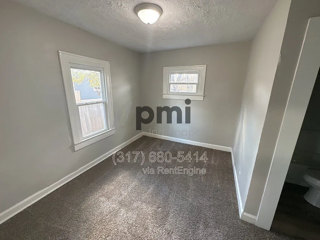 1 bed, 1.0 bath, 816 sqft, $953 — Photo 2
