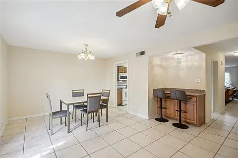 6220 Colbert St — Photo 9