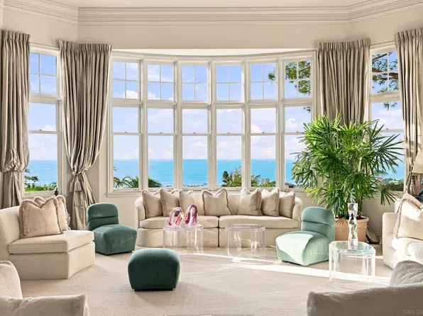 1515 El Camino Del Teatro, La Jolla, CA 92037
