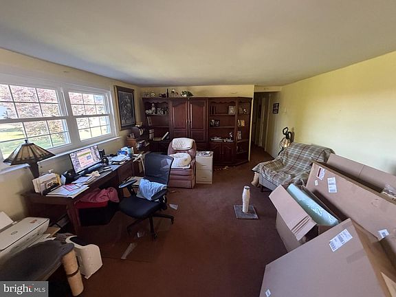 5th image of 246 N Bell St