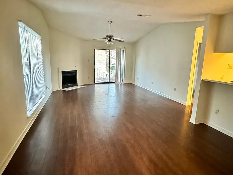 5111 Nicholson Dr #A44 — Photo 2