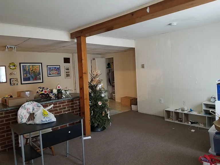 321 W Main St — Photo 2