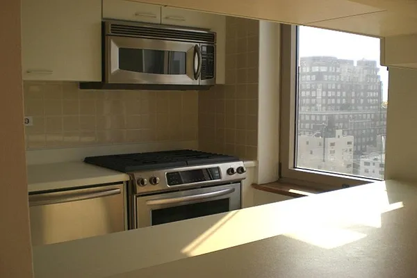 Rented by Corcoran | media 17