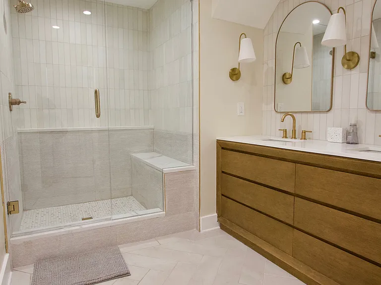 4251 Lower Roswell Rd — Photo 6