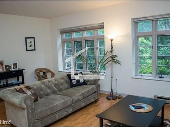 60 Glen Rd. #T-4 Brookline Unit Photo 1