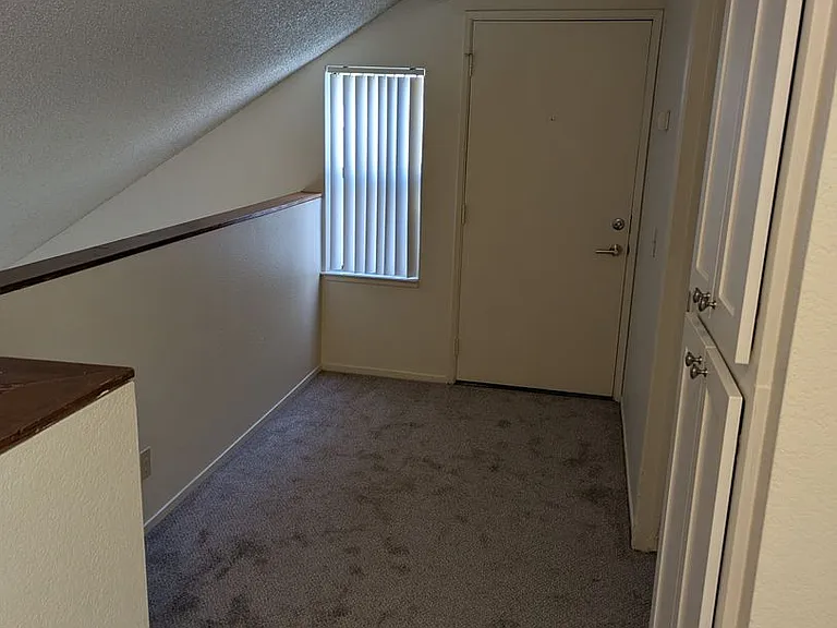 Eastlake Apartments — Photo 73