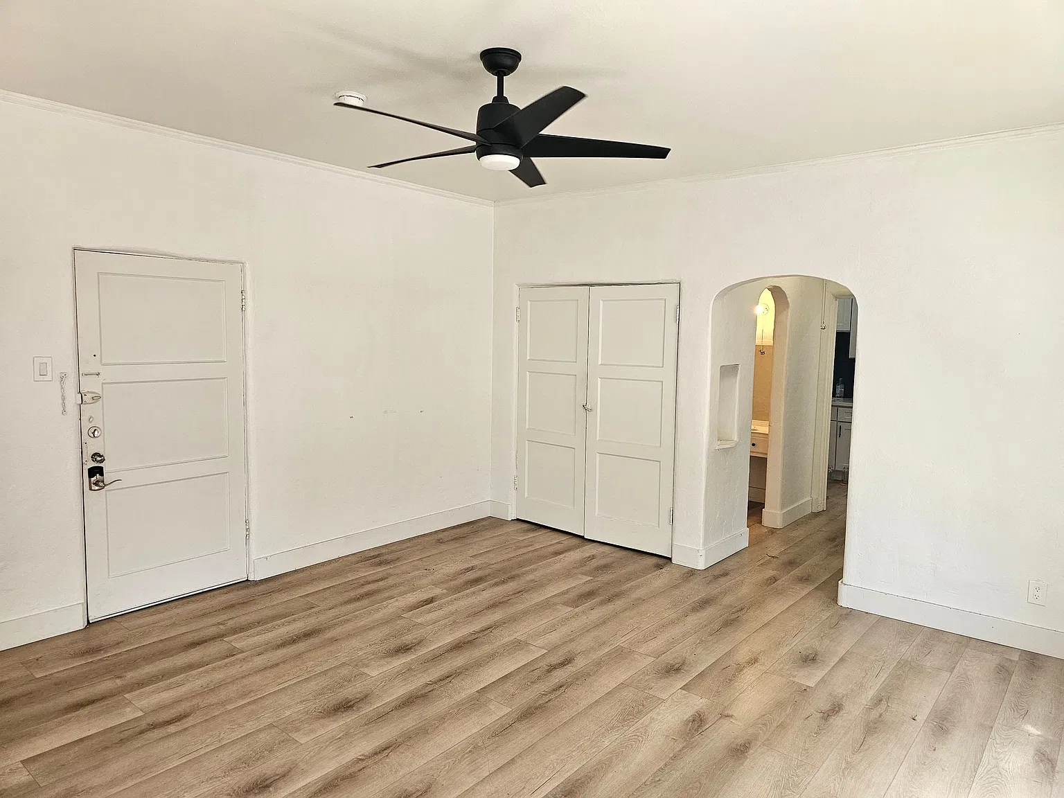 6439 Orange Street — Photo 3