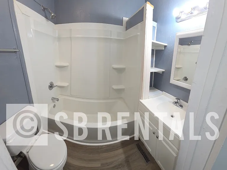 1615 Medora St — Photo 6
