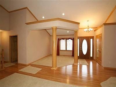 1st image of 409 Deer Path Dr