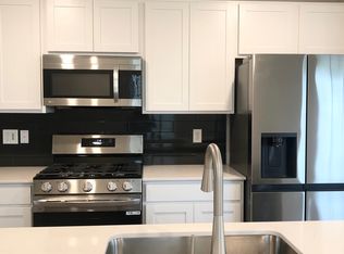 1747 Mallard Dr, Kernersville, NC 27284