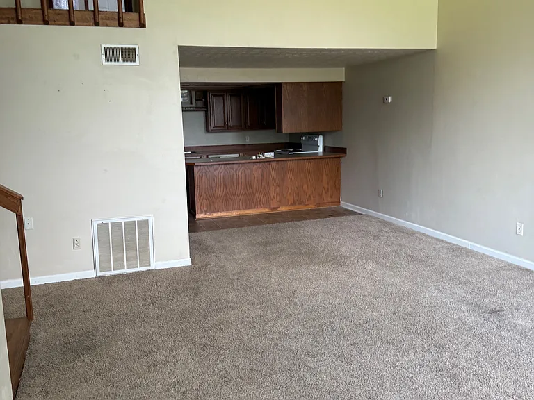 379 Hill Dr #3 — Photo 9