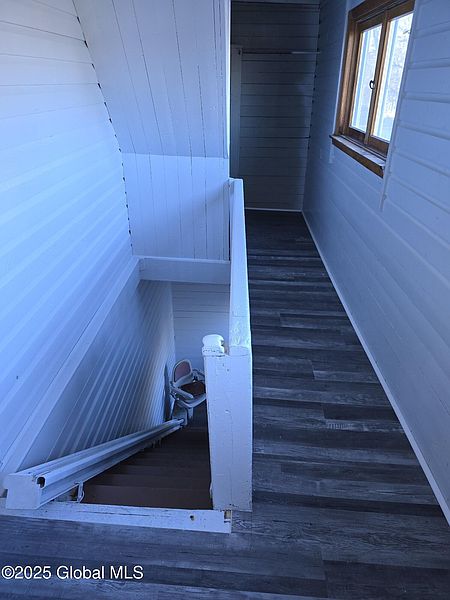 4th image of 1004 Cutler Street