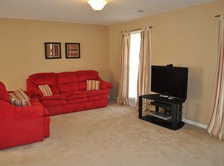 6612 Timberbend Dr, Louisville, KY 40229