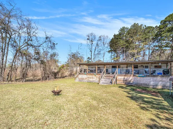 183 Village Ln, Sparta, GA 31087