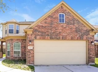 12430 Greencanyon Dr, Houston, TX 77044