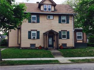 105 Hamlin Rd, Buffalo, NY 14208