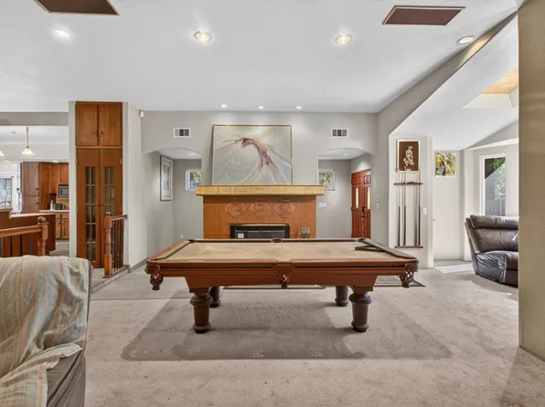 8879 Sunset Ave, Fair Oaks, CA 95628