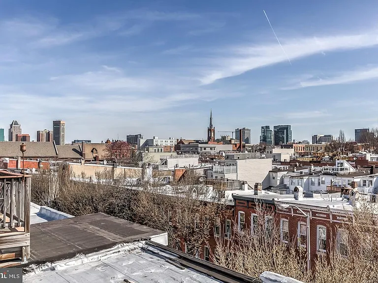1440 S Charles St — Photo 48
