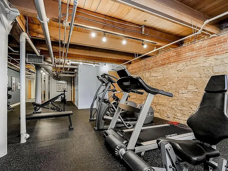 700 Broadway Blvd #406 — Photo 10