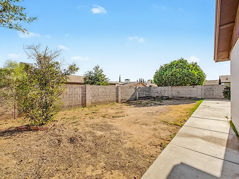 5733 W Mescal St — Photo 33