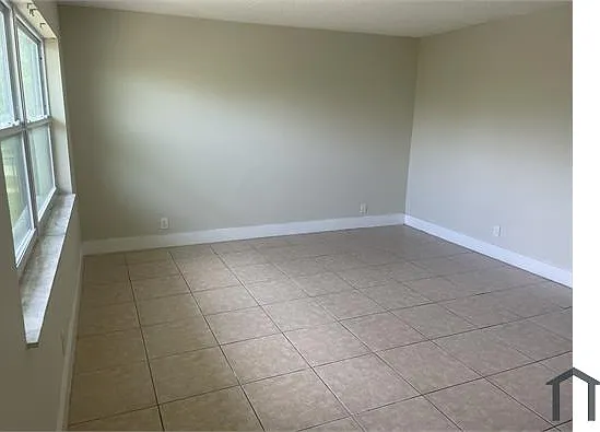 1 bed, 750 sqft, $1,800 — Photo 4