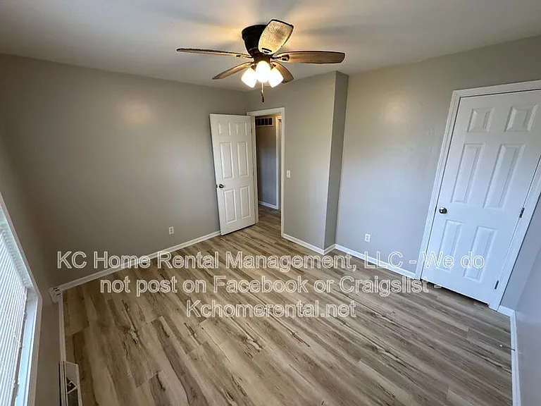 5029 NE 56th Pl — Photo 23