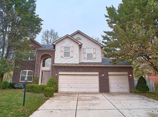 11202 Timberview Dr, Fishers, IN 46037