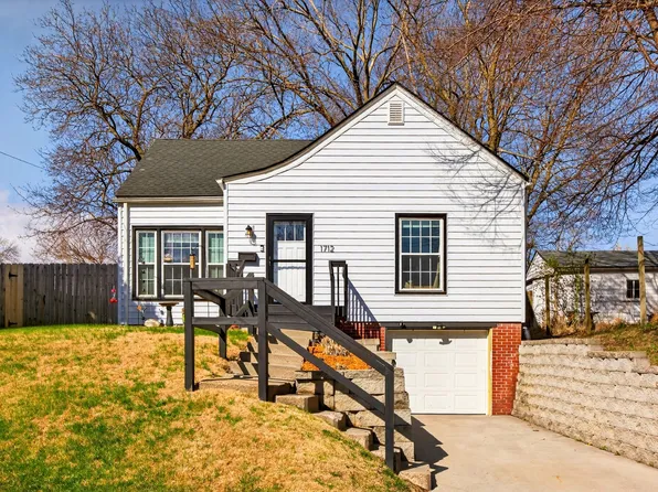 1712 34th St, Des Moines, IA 50310