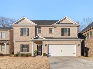 6602 Vizcaya Ct, Charlotte, NC 28226