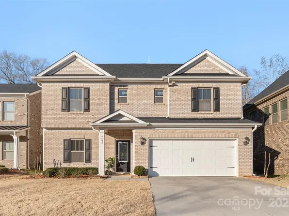 6602 Vizcaya Ct, Charlotte, NC 28226