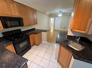 4008 W Nelson St #8, Chicago, IL
