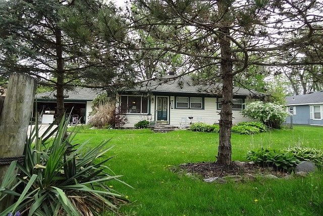 1st image of 27621 Wisteria St