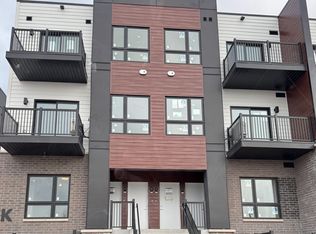 40 Palace St #K5, Kitchener, ON N2E 0L2