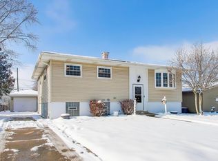 1044 N Rensselaer Ave, Griffith, IN 46319