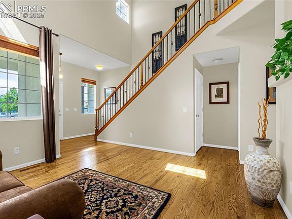 5th image of 9060 Christy Ct