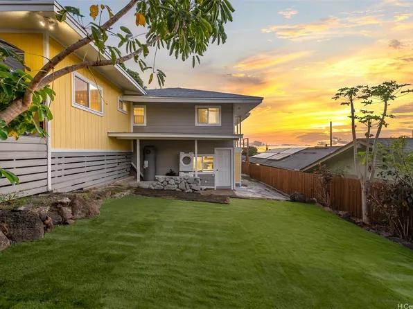 1570 Ohu St, Honolulu, HI 96819