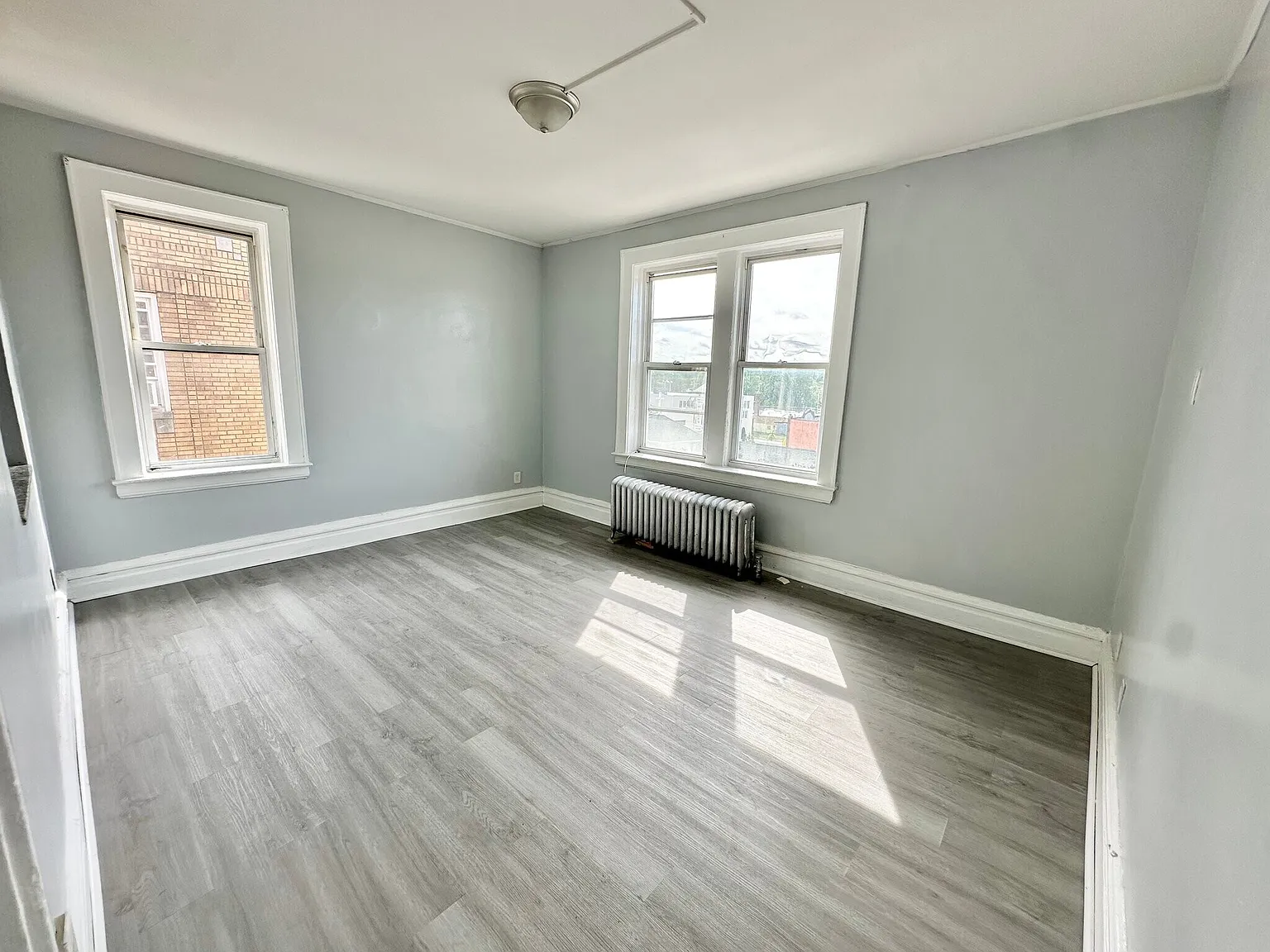 94 Fairmount Terrace, East Orange — Photo 3