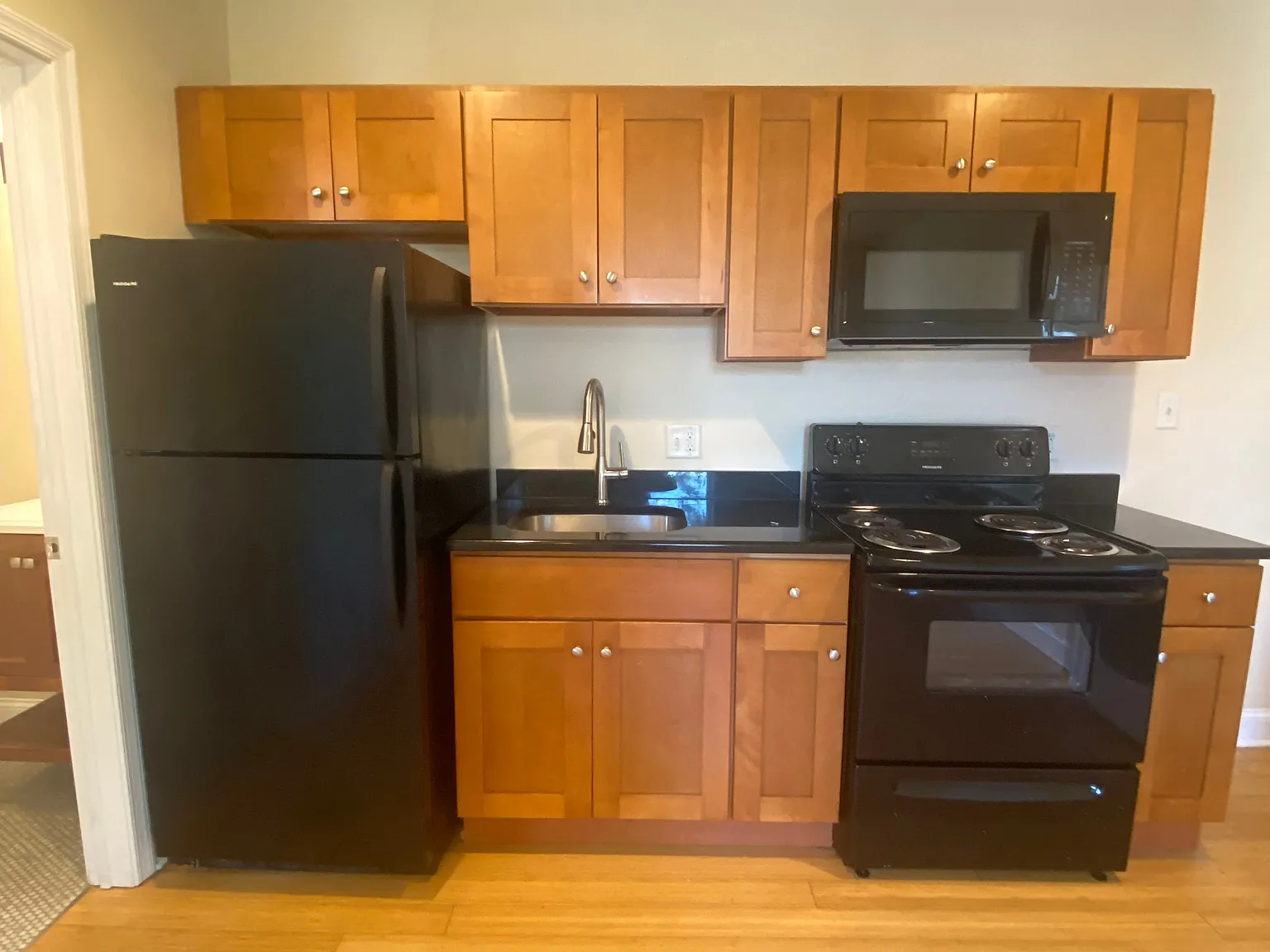 1 bed, $1,200 — Photo 2