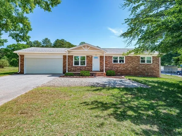 230 Blalock Rd, Boiling Springs, SC 29316