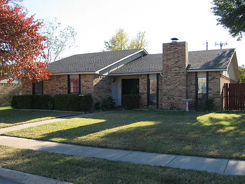 201 Park Meadow Way Photo 1