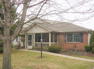 4087 Castel Dr, Groveport, OH 43125