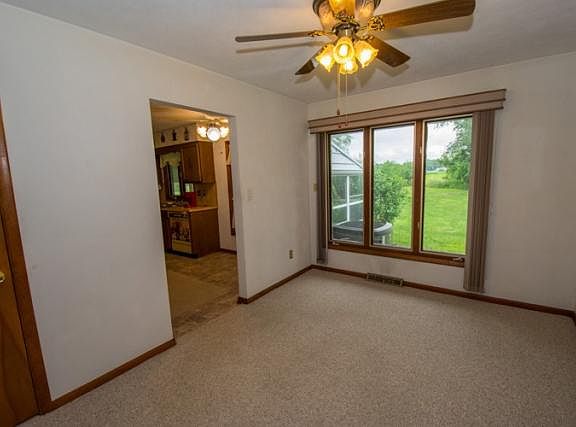4th image of 51922 Jenny Ln