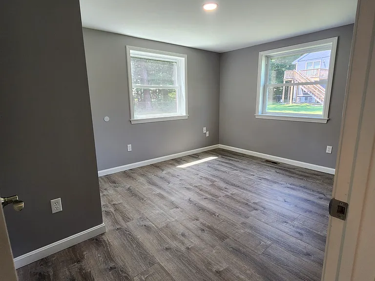 45 Northway St — Photo 4