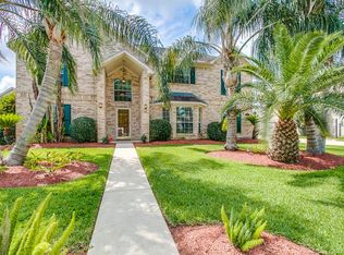2115 Meadows Blvd, League City, TX 77573