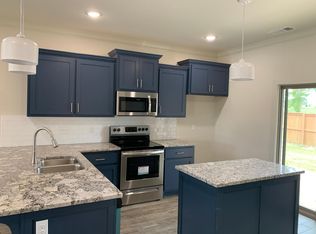 3303 SW Hillstone Ave, Bentonville, AR 72712