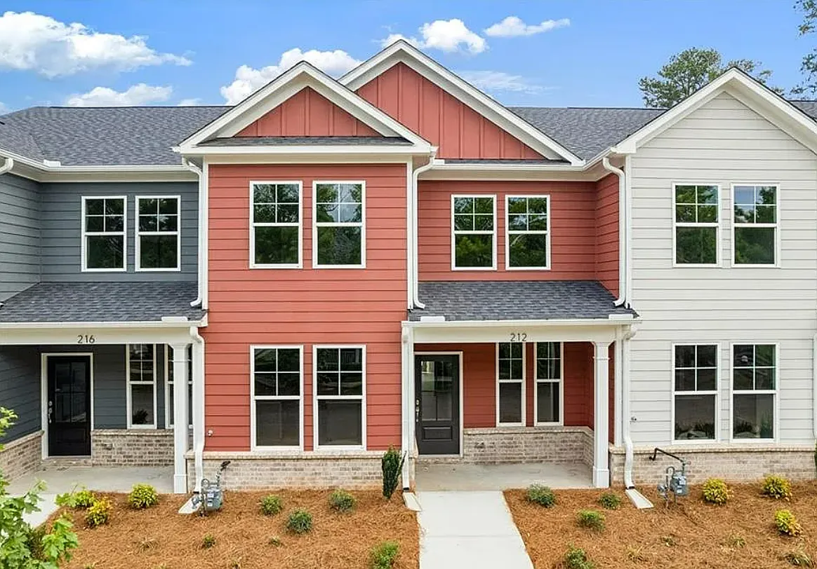 3 bed, 2.5 bath, 1800 sqft, $2,250 — Photo 1
