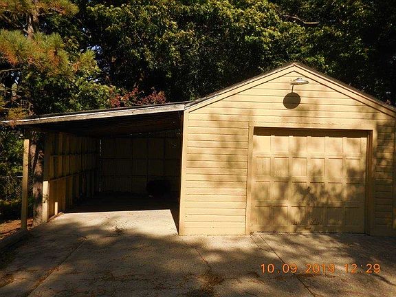 3rd image of 426 S Rockford Ave