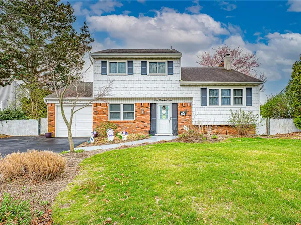 106 Rumford Road, Kings Park, NY 11754