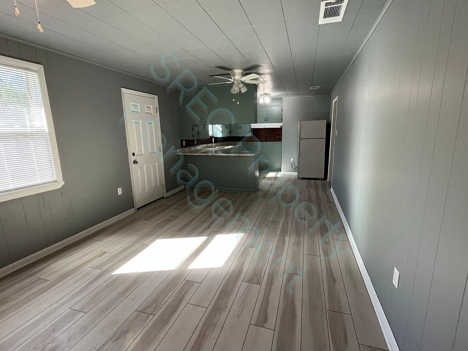 3 bed, 1.5 bath, 1456 sqft, $1,025 — Photo 3
